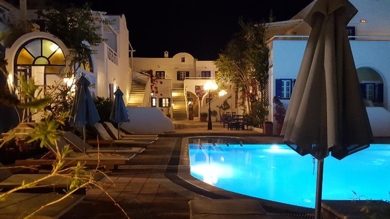 Kouros Village Hotel - Adults Only بيريسا المظهر الخارجي الصورة